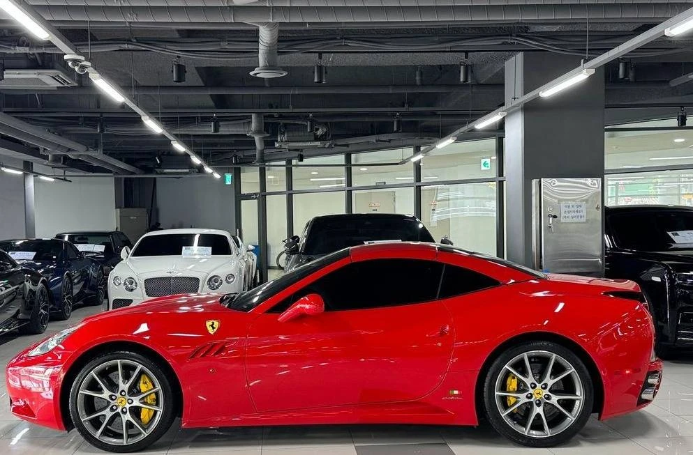 2010 Ferrari California - Image 3 of 15