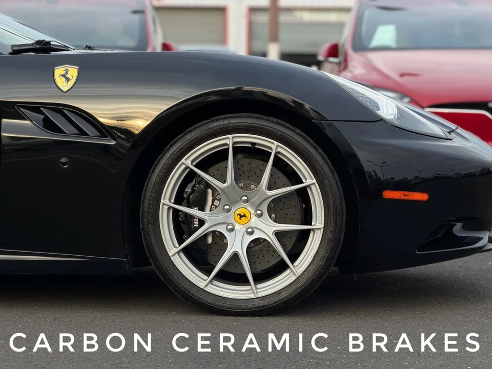 2010 Ferrari California - Image 14 of 31