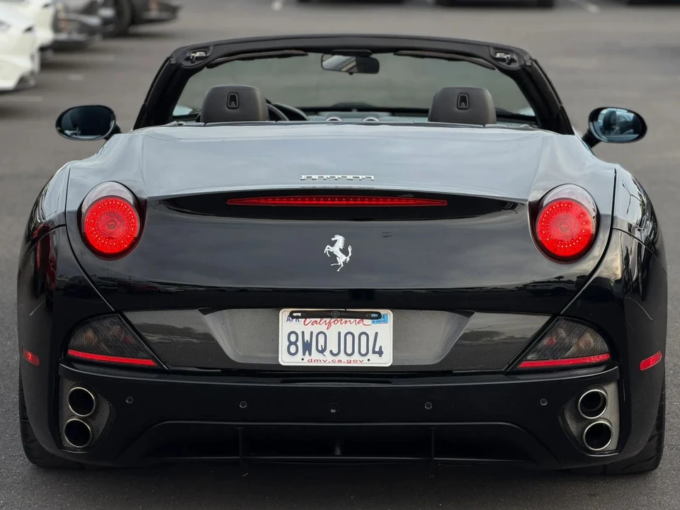 2010 Ferrari California - Image 19 of 31