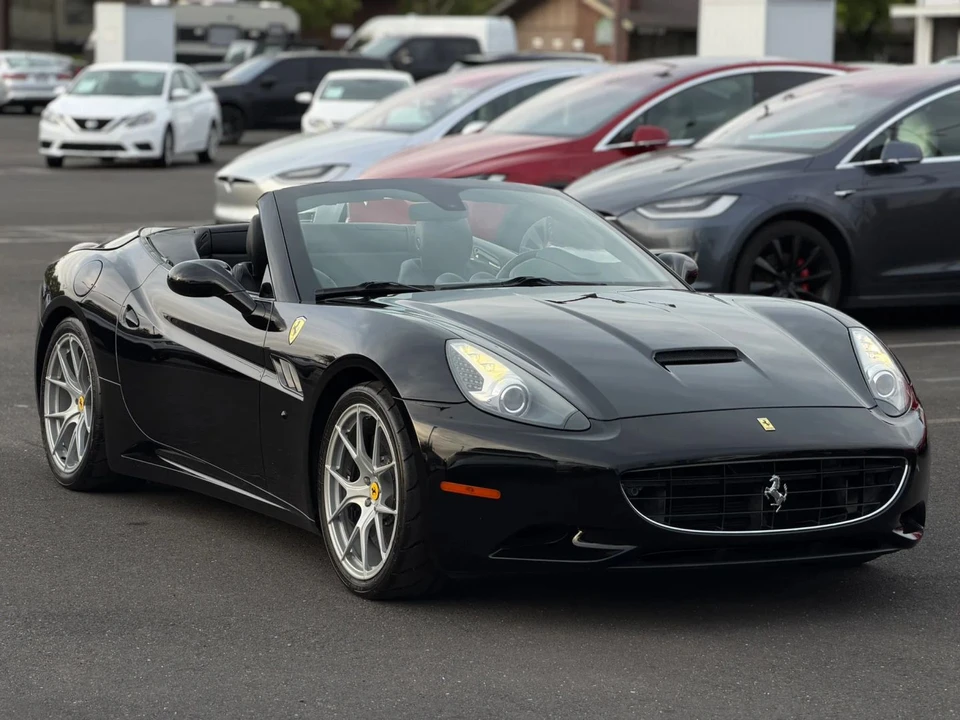 2010 Ferrari California - Image 11 of 31