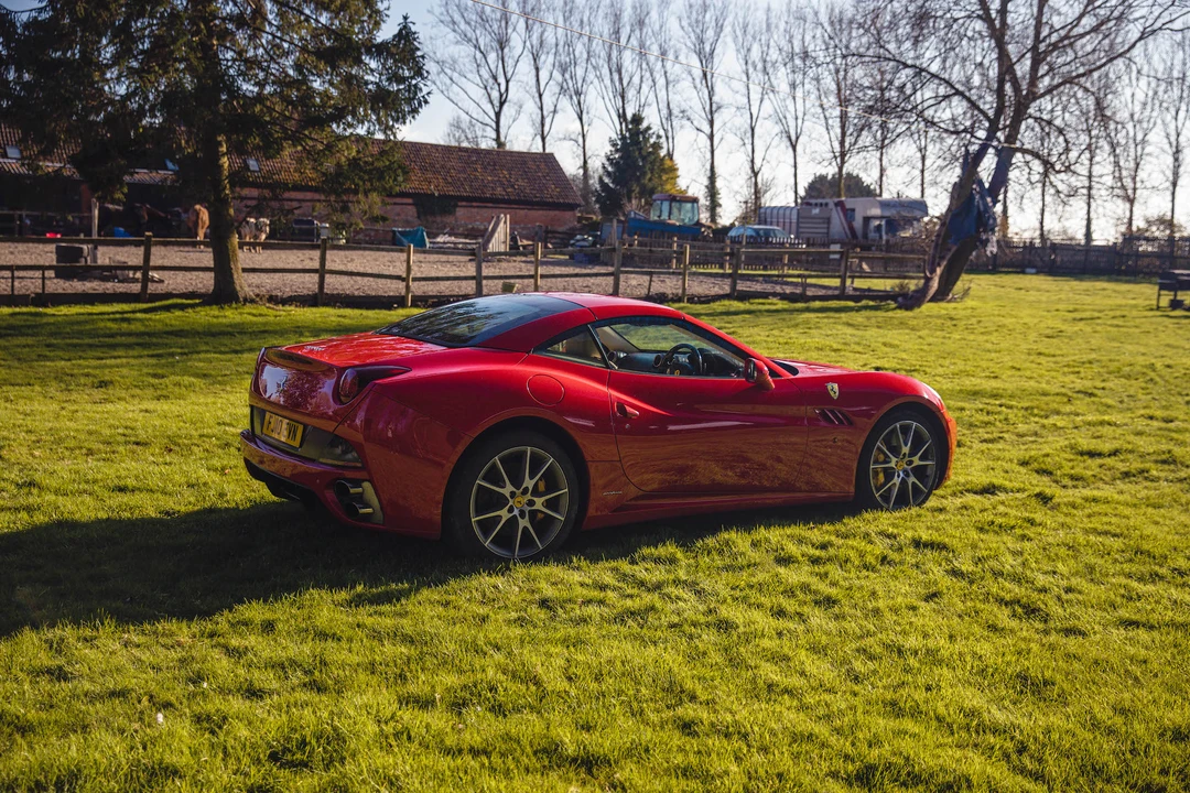 2010 Ferrari California - Image 15 of 31