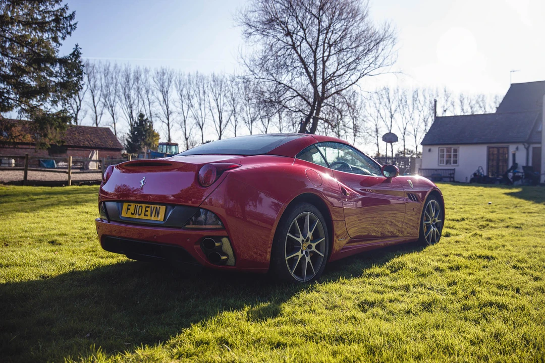 2010 Ferrari California - Image 13 of 31