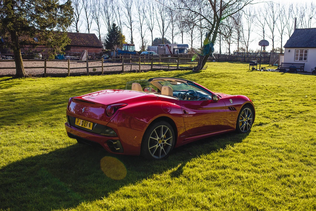 2010 Ferrari California - Image 17 of 31