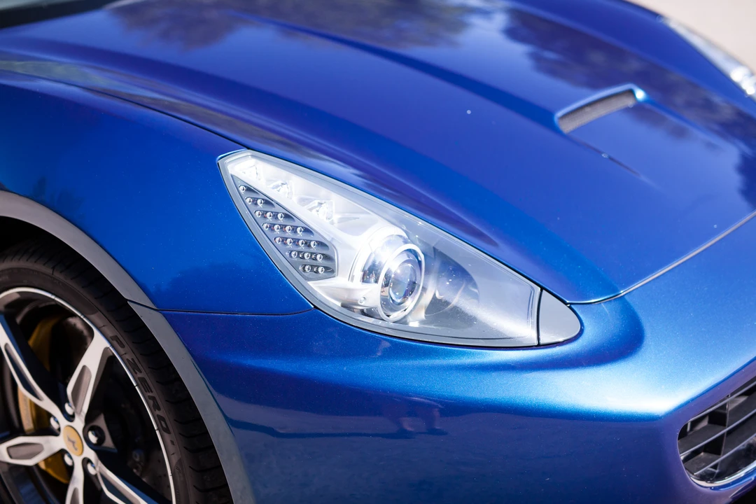 2010 Ferrari California - Image 12 of 31