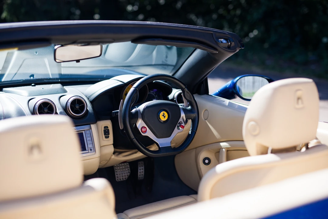 2010 Ferrari California - Image 21 of 31
