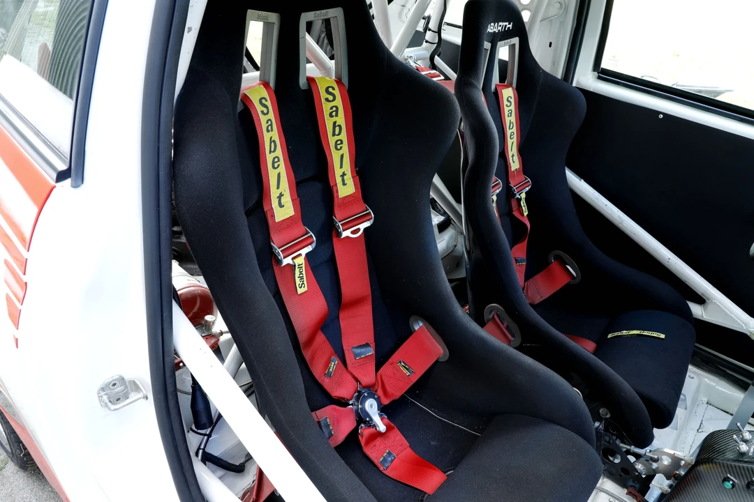 2010 Fiat Abarth 500 - Image 19 of 31