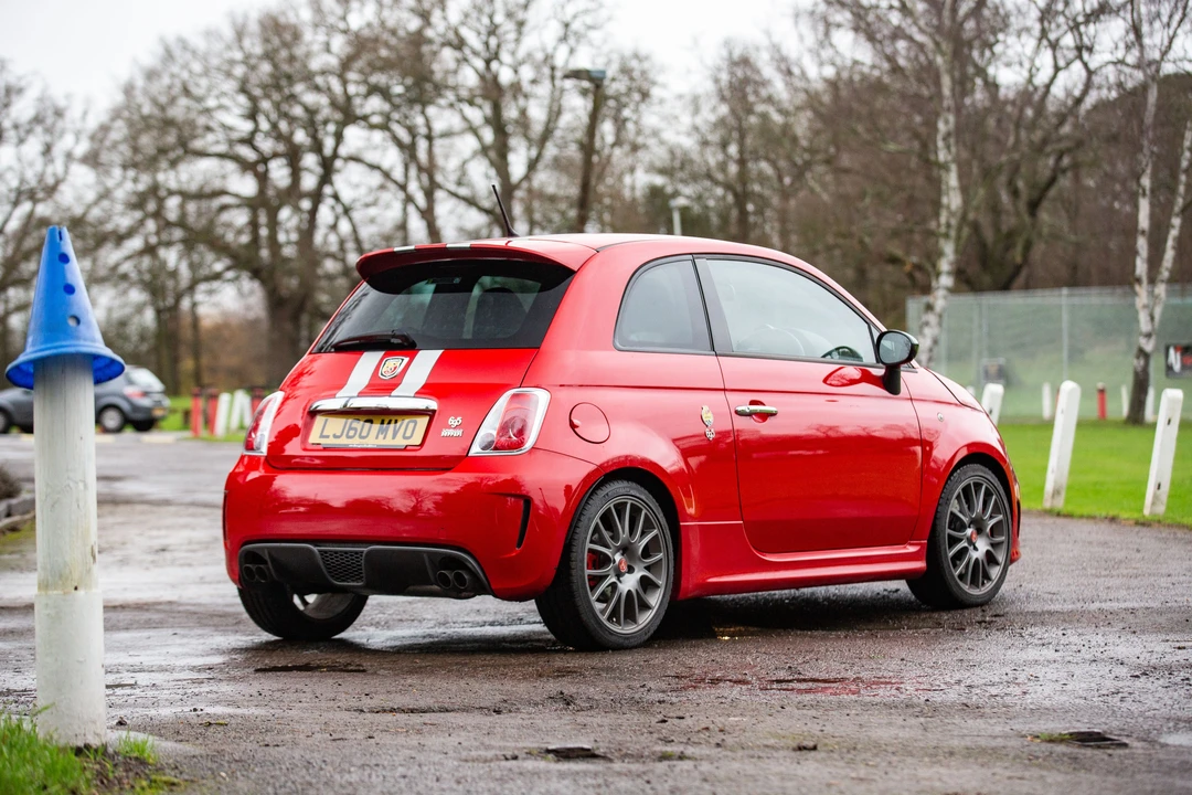 2010 Abarth - Image 19 of 31