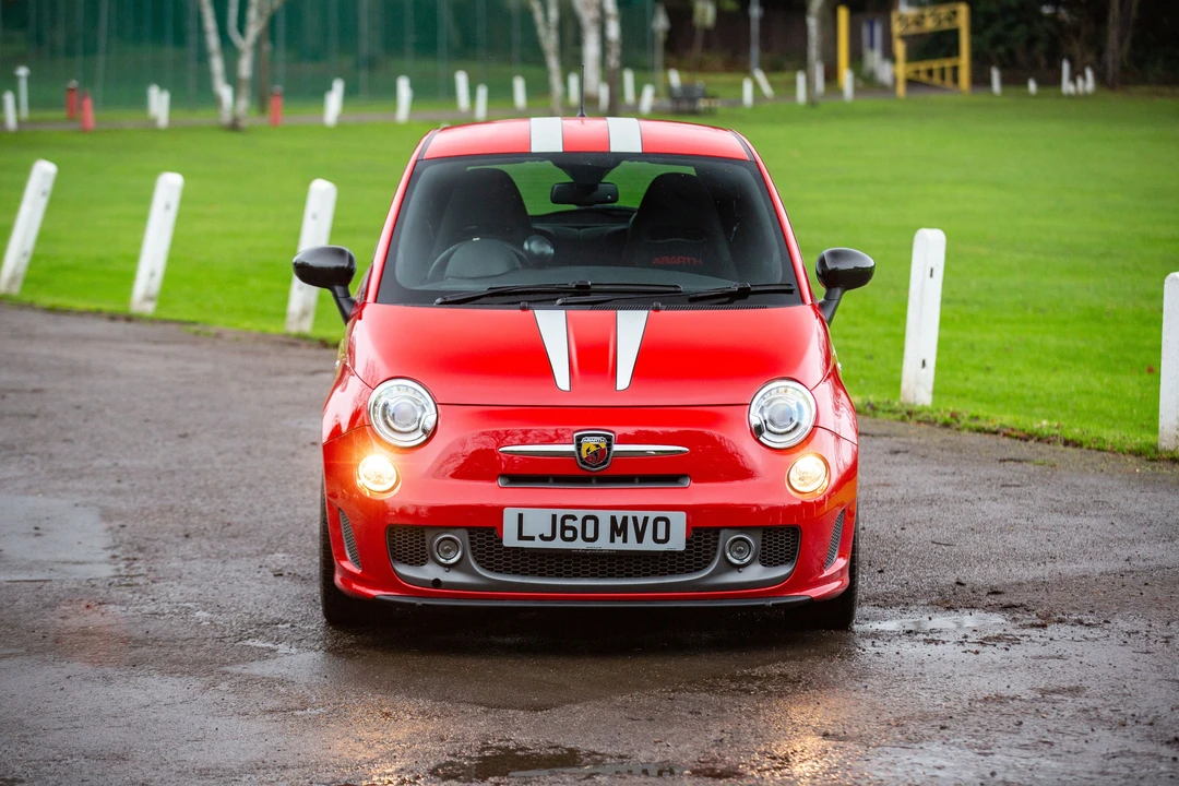 2010 Abarth - Image 15 of 31