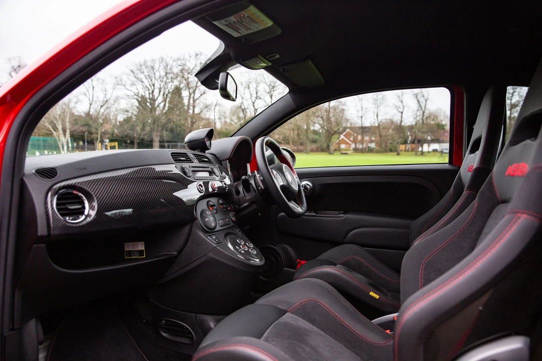 2010 Abarth - Image 22 of 31