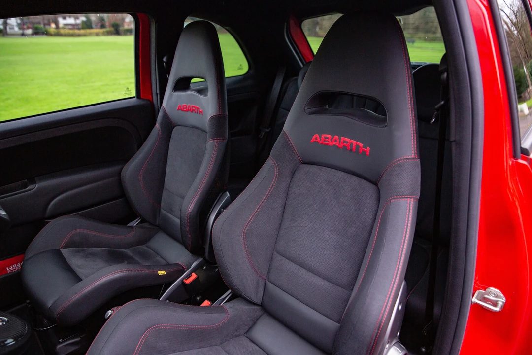 2010 Abarth - Image 23 of 31