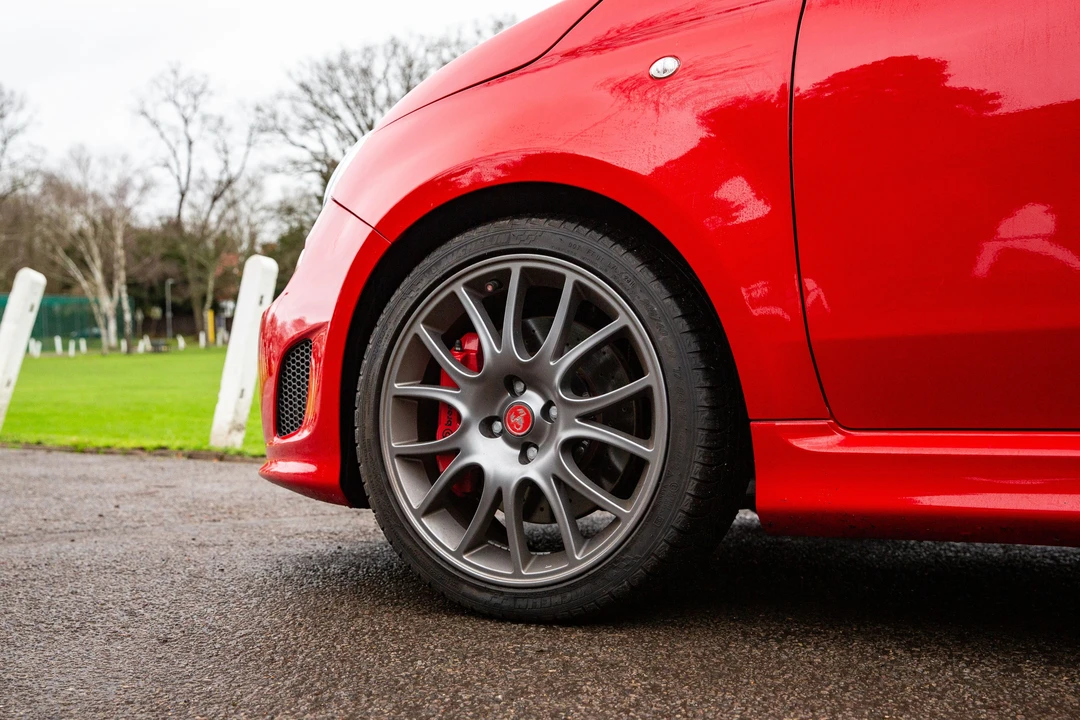 2010 Abarth - Image 3 of 31