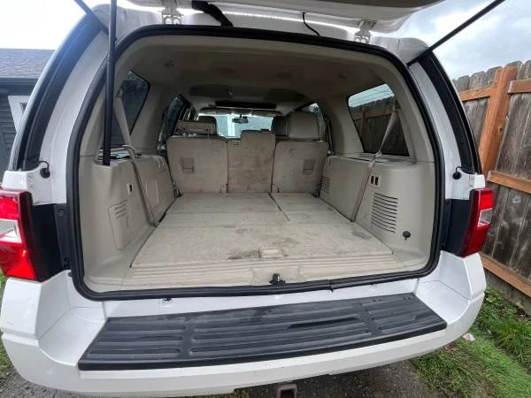 2010 Ford Expedition 3rd Gen - Image 6 of 21