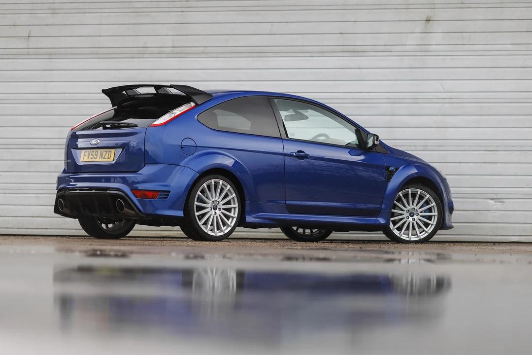 2010 Ford Focus RS 2nd Gen - Image 15 of 31
