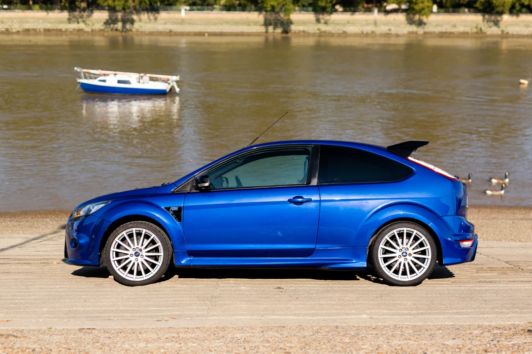 2010 Ford Focus RS 2nd Gen - Image 26 of 31