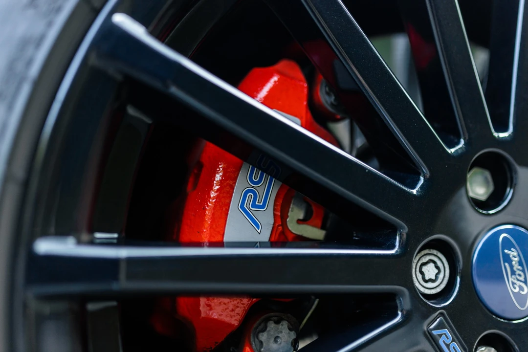 2010 Ford Focus RS 2nd Gen - Image 26 of 31