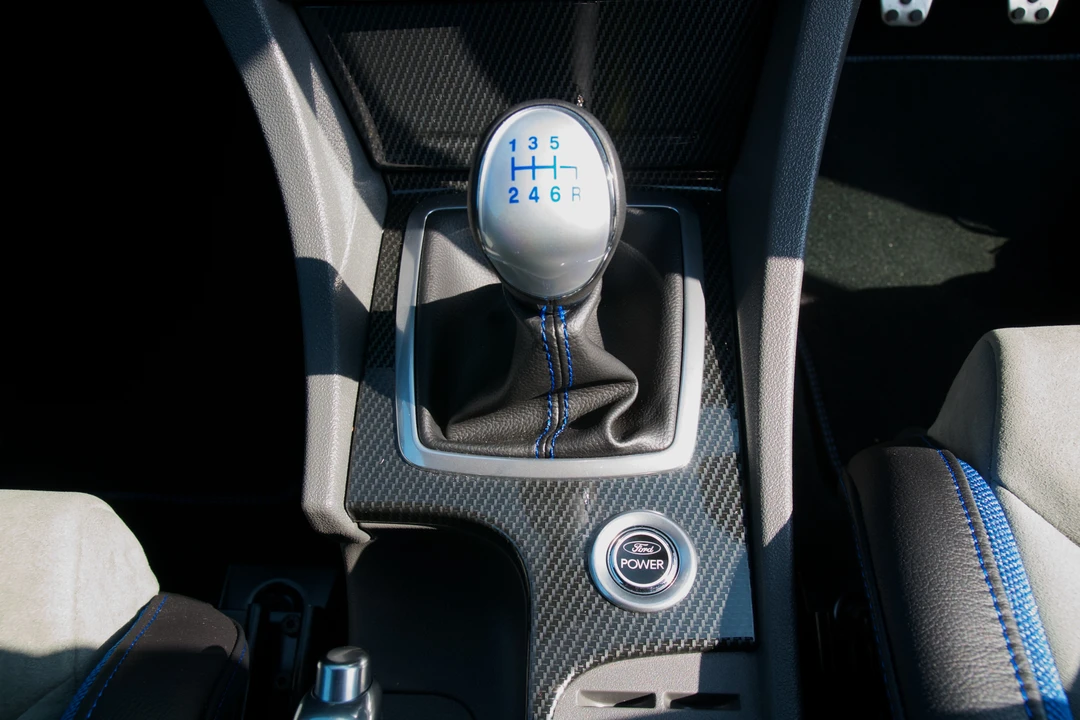 2010 Ford Focus RS 2nd Gen - Image 27 of 31