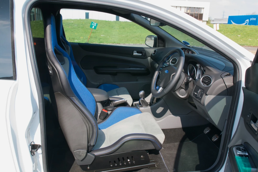 2010 Ford Focus RS 2nd Gen - Image 30 of 31