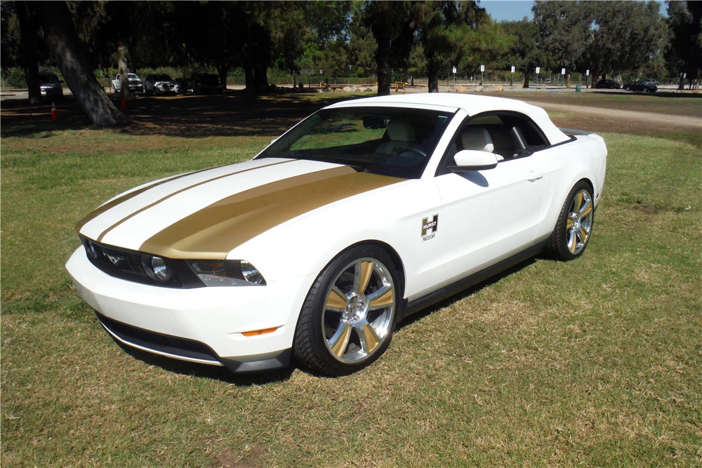 2010 Ford S197 Mustang - Image 2 of 5