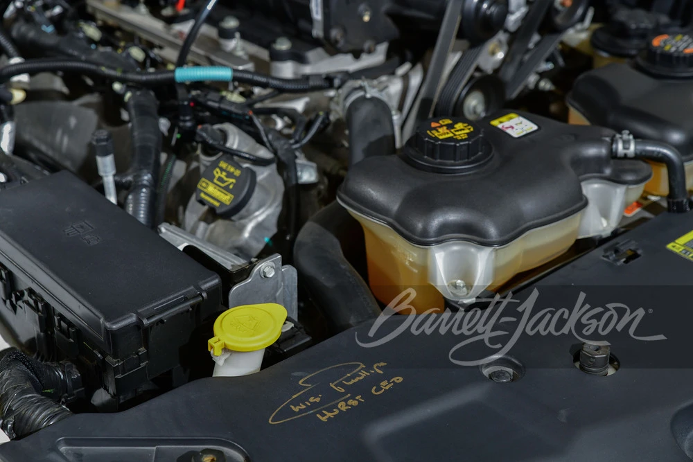 2010 Ford S197 Mustang - Image 16 of 28