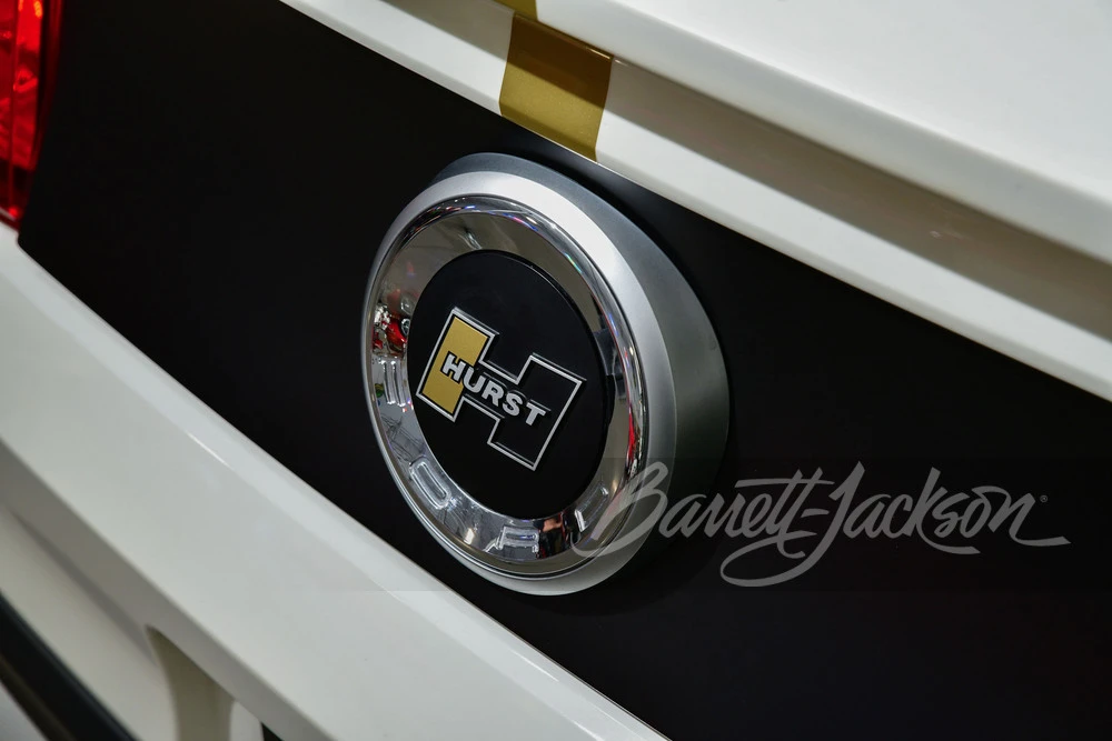 2010 Ford S197 Mustang - Image 18 of 28