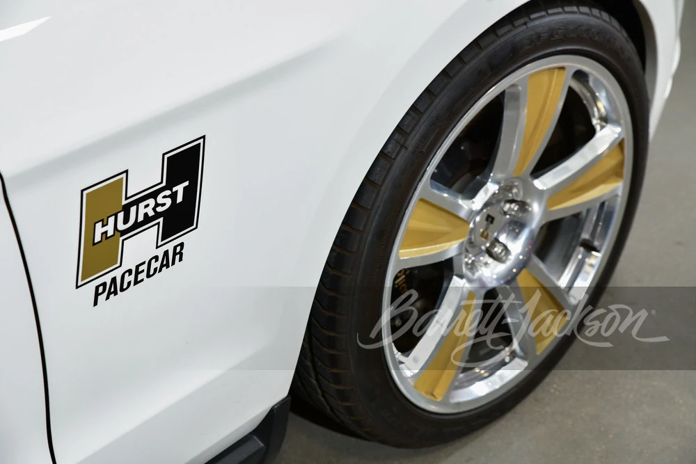 2010 Ford S197 Mustang - Image 26 of 28
