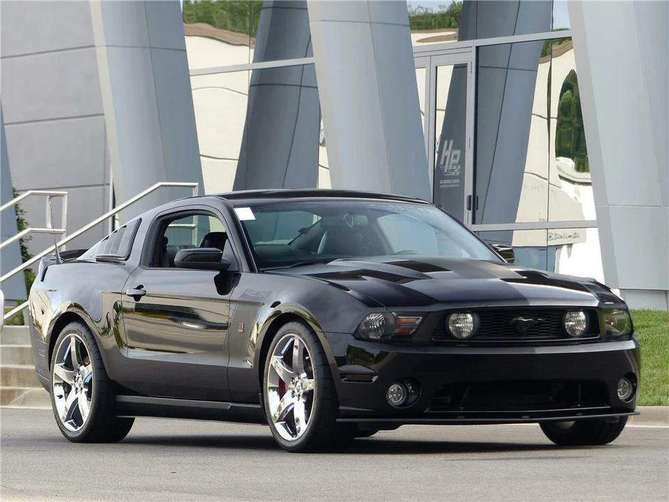2010 Ford S197 Mustang - Image 2 of 5
