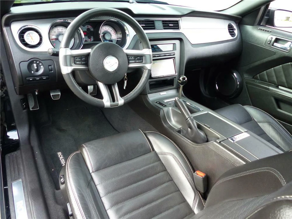 2010 Ford S197 Mustang - Image 4 of 5