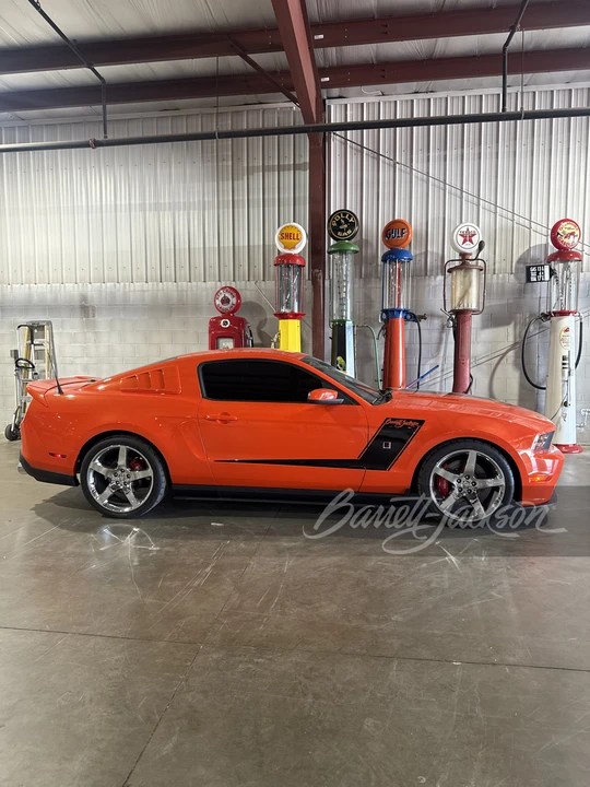 2010 Ford S197 Mustang - Image 2 of 31