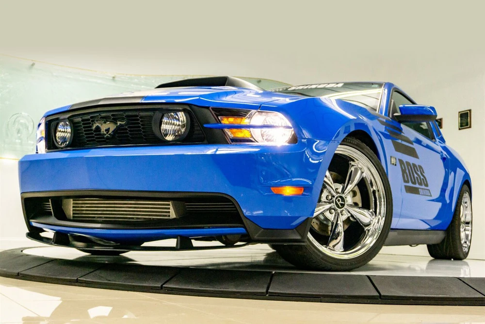 2010 Ford S197 Mustang - Image 2 of 5