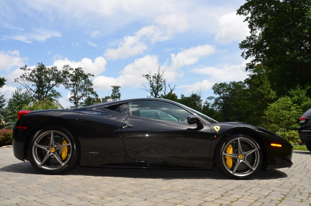 2010 Ferrari 458 Italia - Image 2 of 5