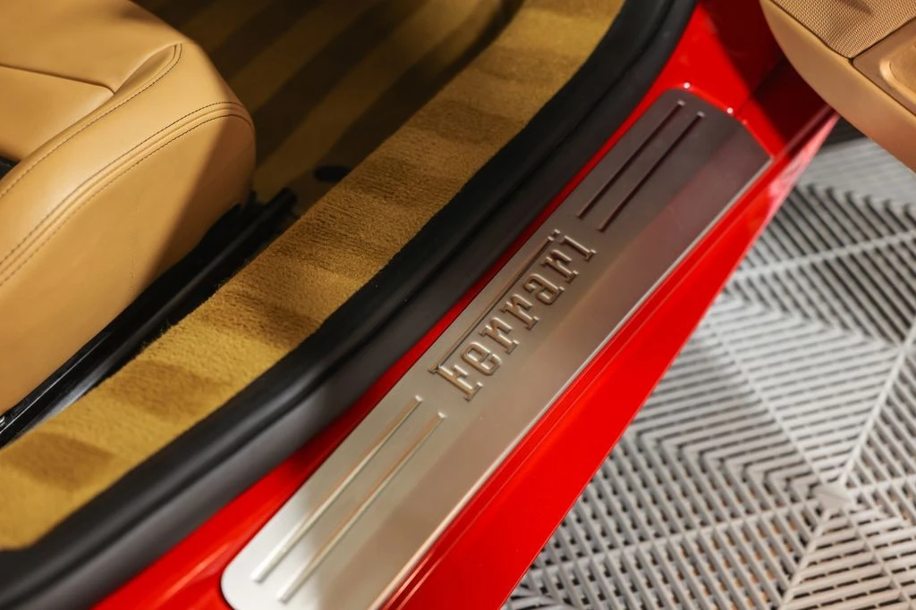 2010 Ferrari 458 Italia - Image 28 of 31