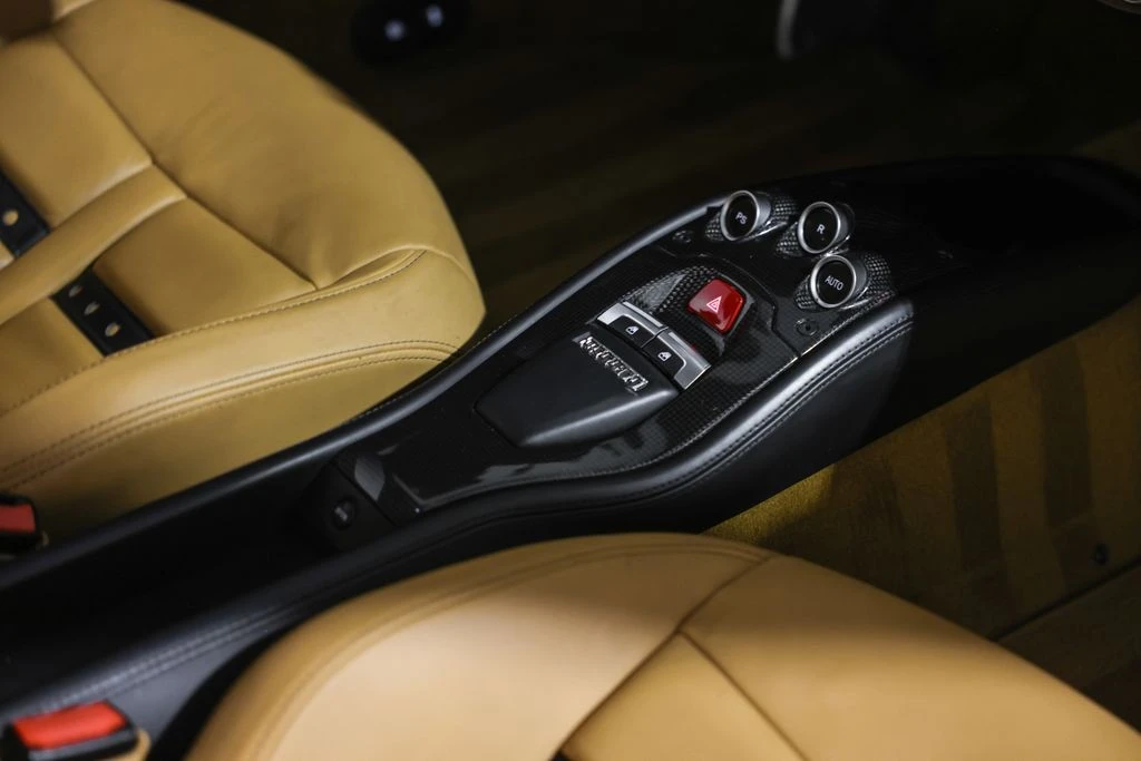 2010 Ferrari 458 Italia - Image 29 of 31