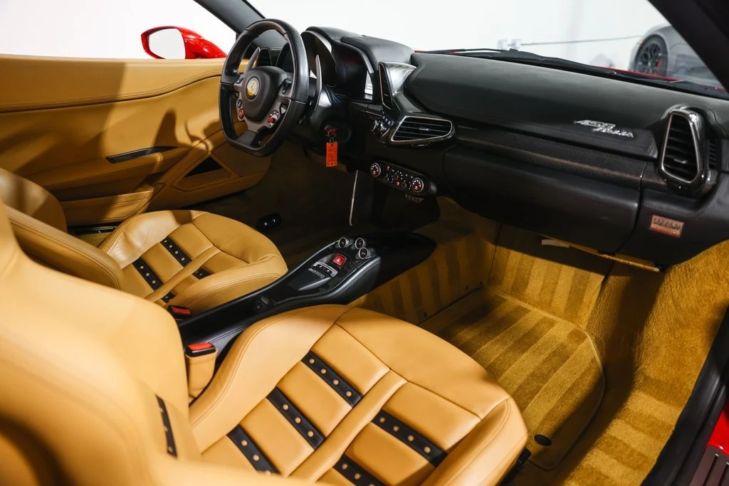 2010 Ferrari 458 Italia - Image 25 of 31