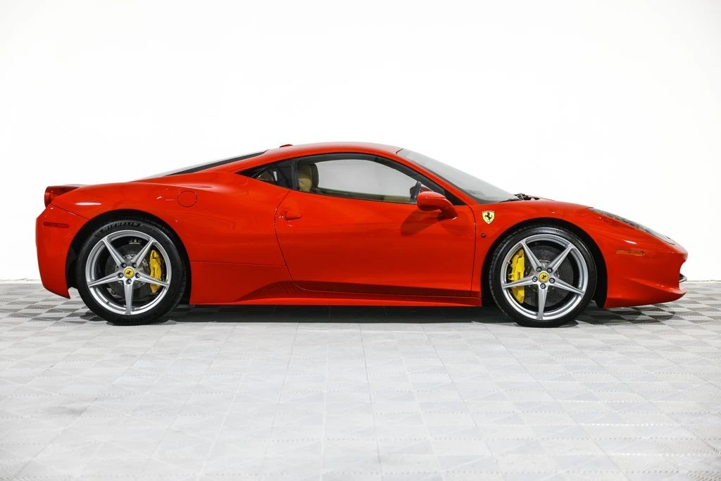 2010 Ferrari 458 Italia - Image 3 of 31