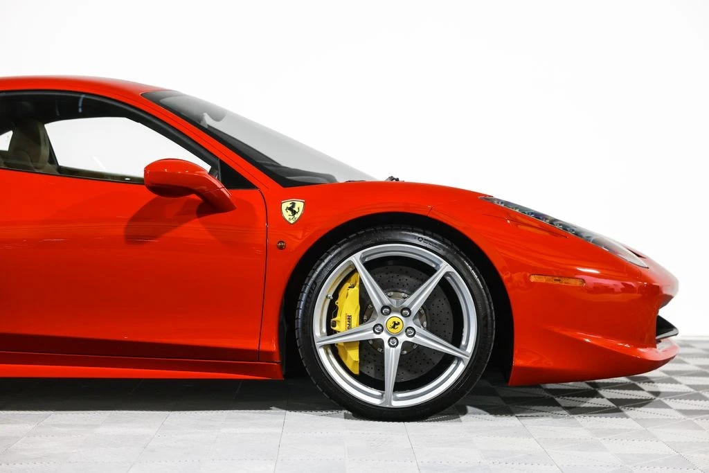 2010 Ferrari 458 Italia - Image 5 of 31