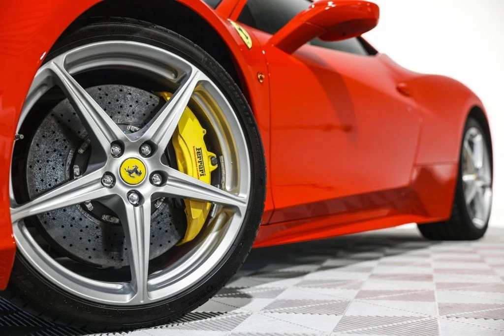 2010 Ferrari 458 Italia - Image 14 of 31