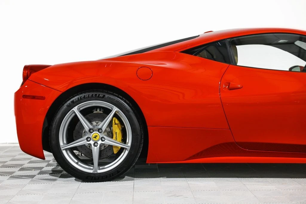 2010 Ferrari 458 Italia - Image 4 of 31