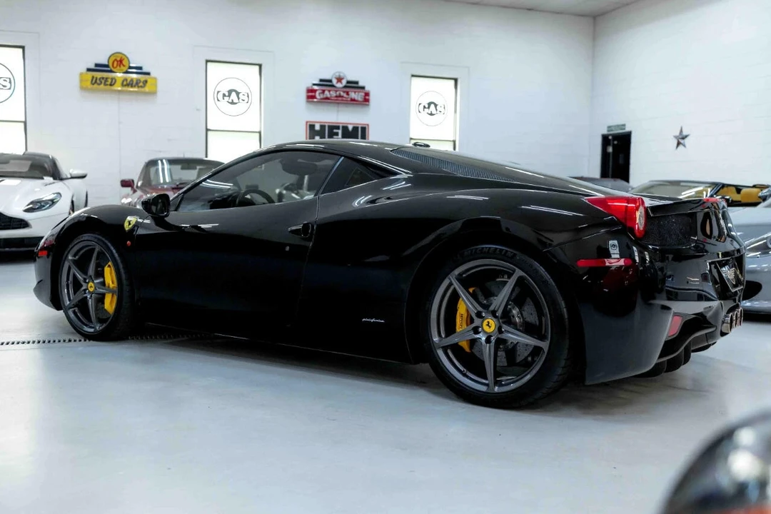 2010 Ferrari 458 Italia - Image 9 of 12