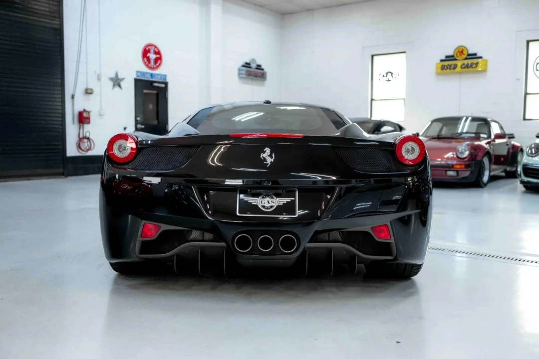 2010 Ferrari 458 Italia - Image 8 of 12