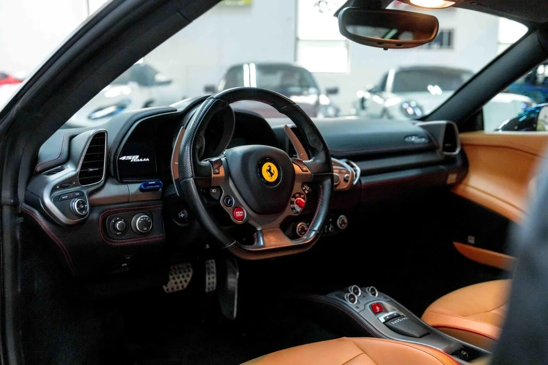 2010 Ferrari 458 Italia - Image 2 of 12