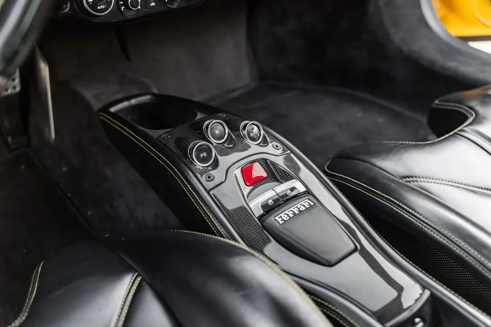 2010 Ferrari 458 Italia - Image 14 of 15
