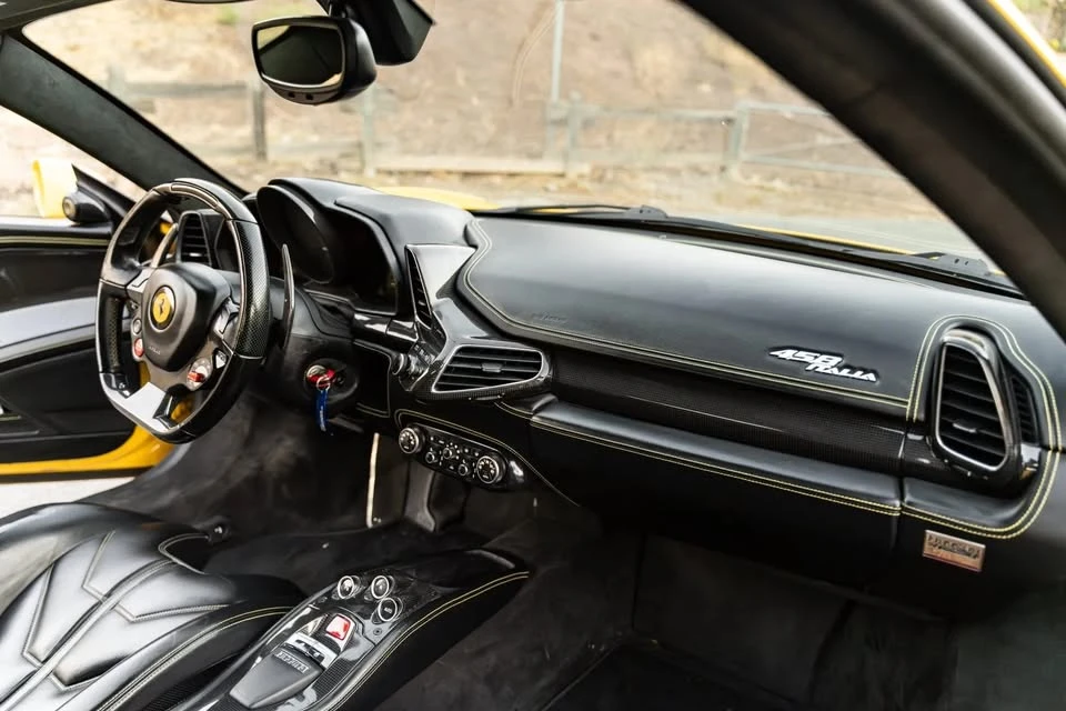 2010 Ferrari 458 Italia - Image 6 of 8