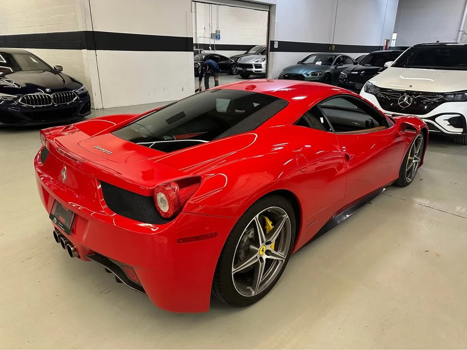 2010 Ferrari 458 Italia - Image 3 of 3