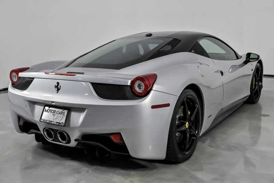 2010 Ferrari 458 Italia - Image 11 of 19