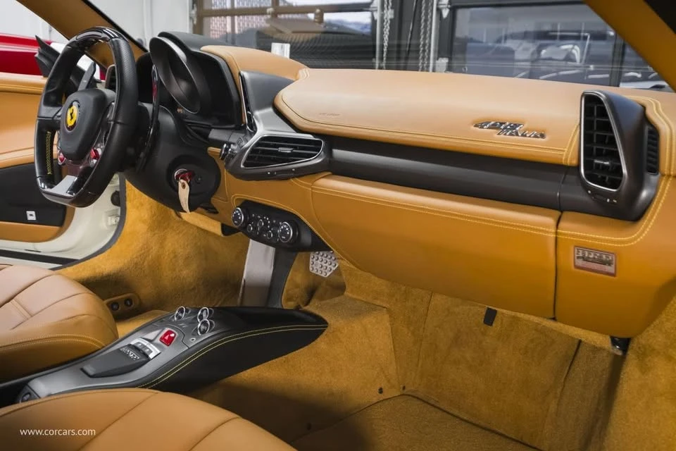 2010 Ferrari 458 Italia - Image 11 of 15