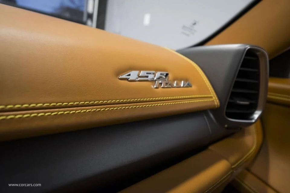 2010 Ferrari 458 Italia - Image 12 of 15