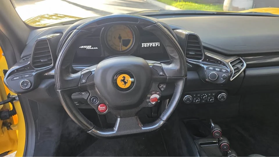 2010 Ferrari 458 Italia - Image 16 of 20