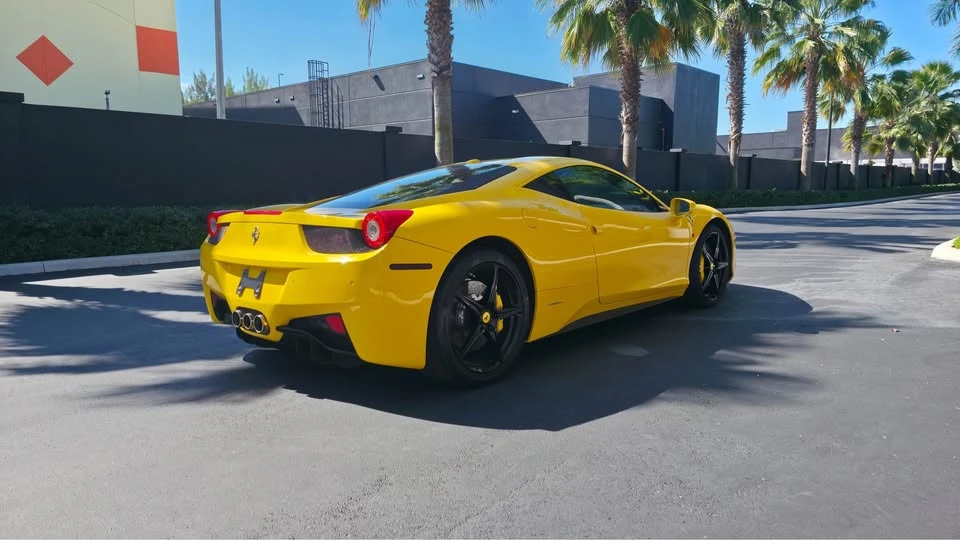2010 Ferrari 458 Italia - Image 4 of 20