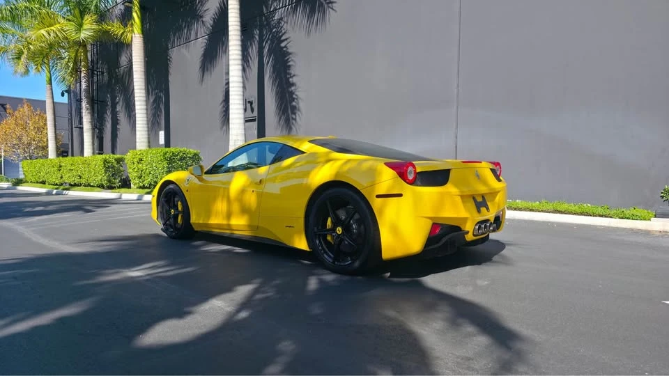 2010 Ferrari 458 Italia - Image 3 of 20