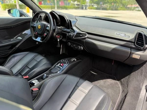 2010 Ferrari 458 Italia - Image 15 of 19